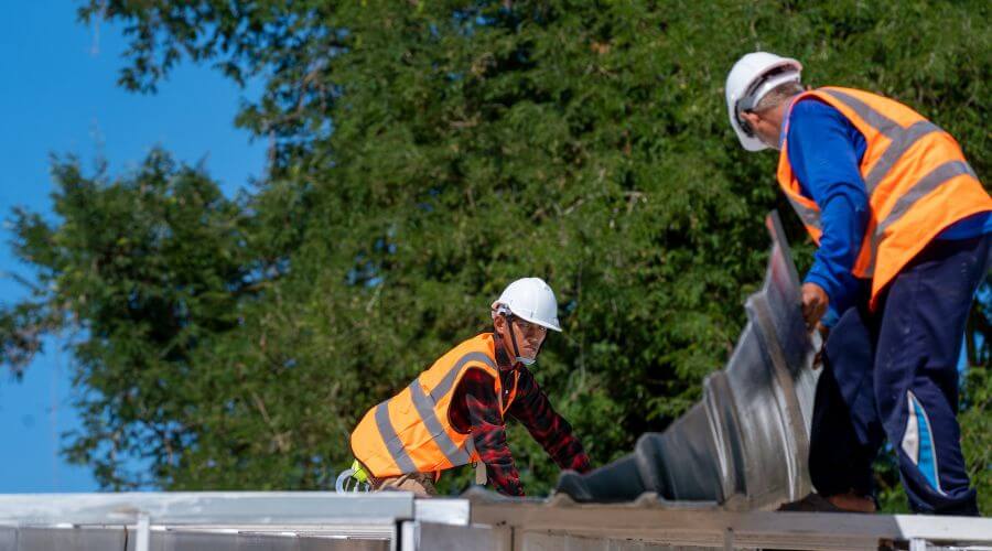 Professional gutter cleaning in Stuart, FL